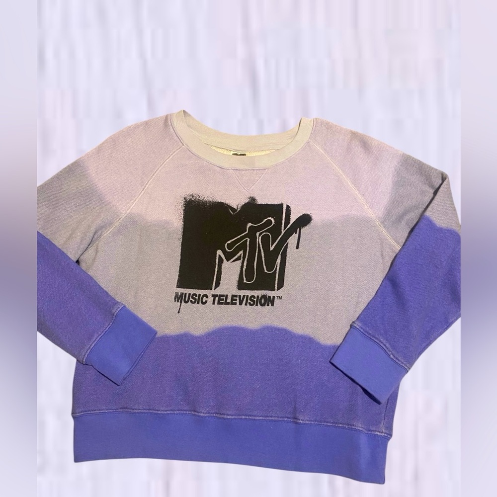 Juniors MTV logo sweatshirt Purple Ombre’ sweatshirt | MTV | EC size L